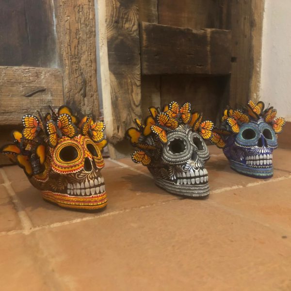 Calavera Artesanal con Mariposas | Teterete Arte Colectivo de México